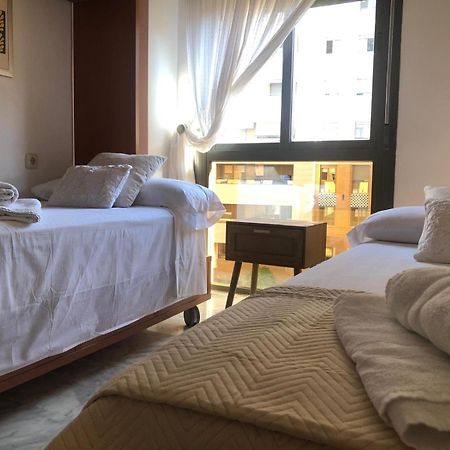 Apartamento Tu Oasis De Lujo Junto Al Guadalquivir Sevilla Exterior foto