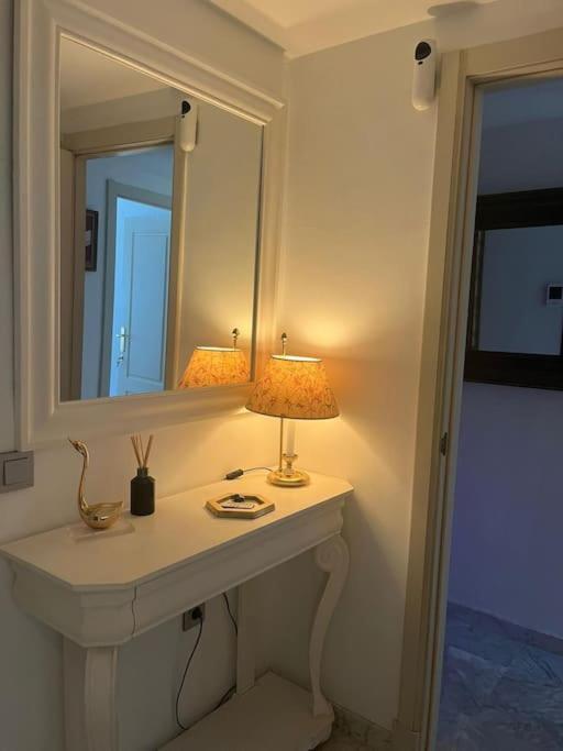 Apartamento Tu Oasis De Lujo Junto Al Guadalquivir Sevilla Exterior foto